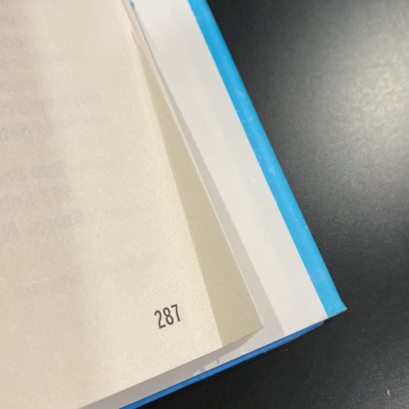 Wonder by R.J. Palacio - Hardcover Novel - Picture 13 of 15